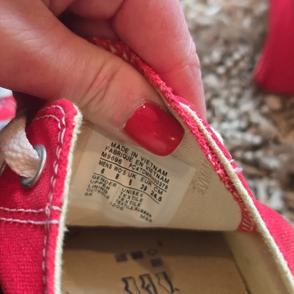 2 Pair Of Converse - Picture 5 of 5